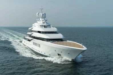 An image of CC-Summer yacht