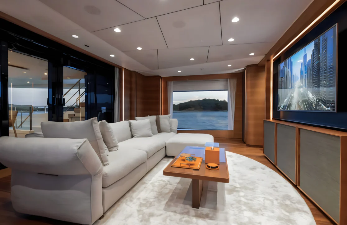 An image of Silver Fox yacht