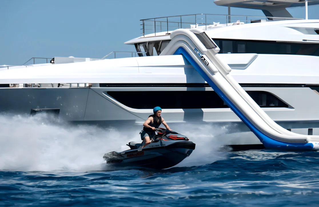 An image of Silver Fox yacht