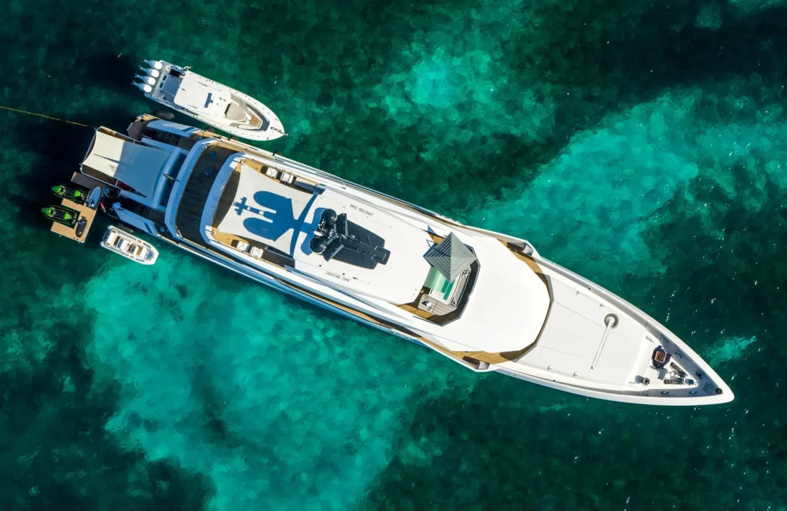 An image of Babas yacht