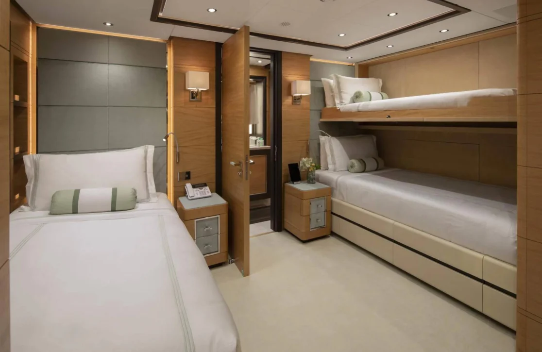 An image of Skyler yacht