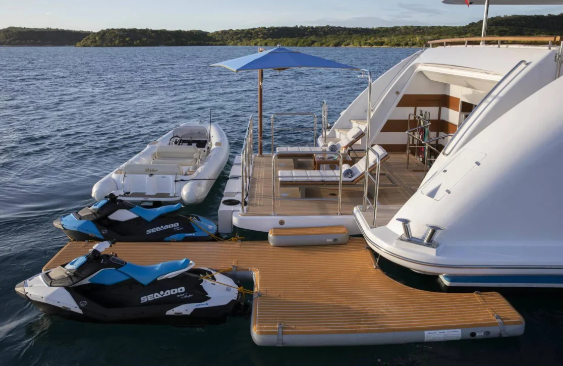 An image of Skyler yacht