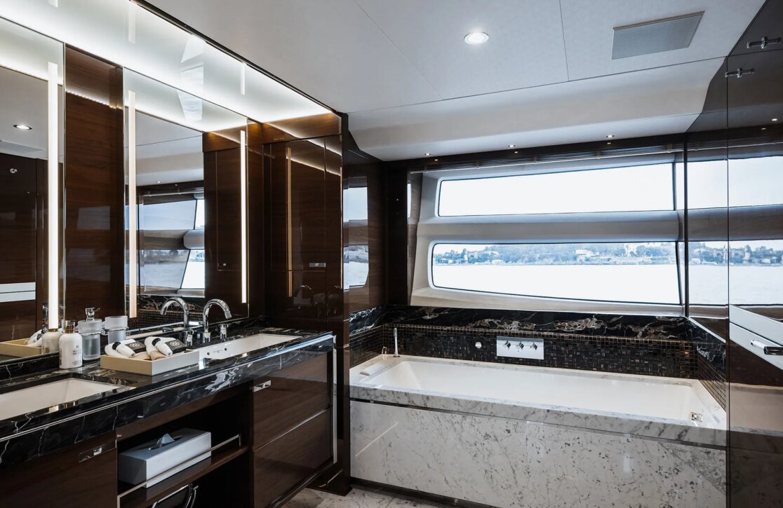 An image of Riviera Living yacht