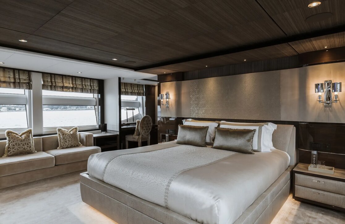 An image of Riviera Living yacht