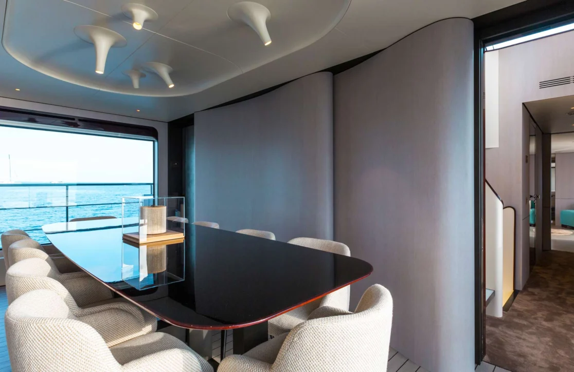 An image of Heed yacht