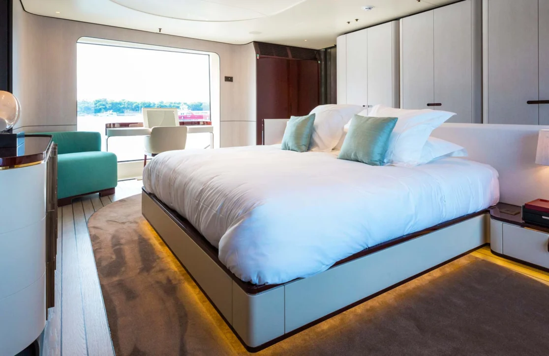 An image of Heed yacht