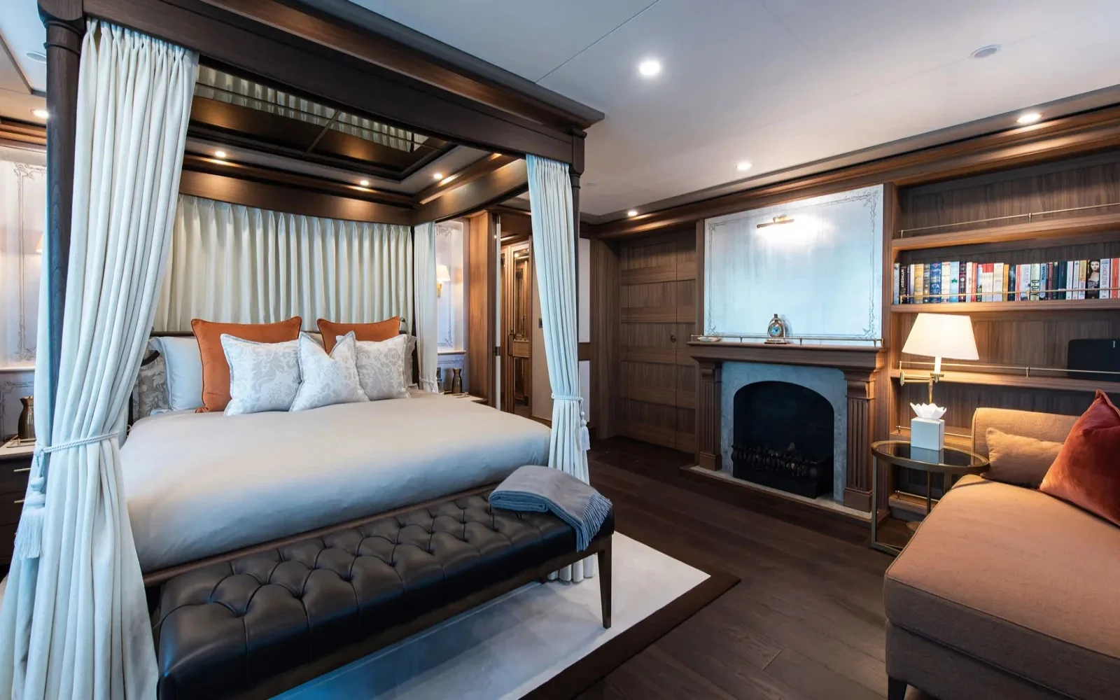 A preview of interior Bedroom cabin