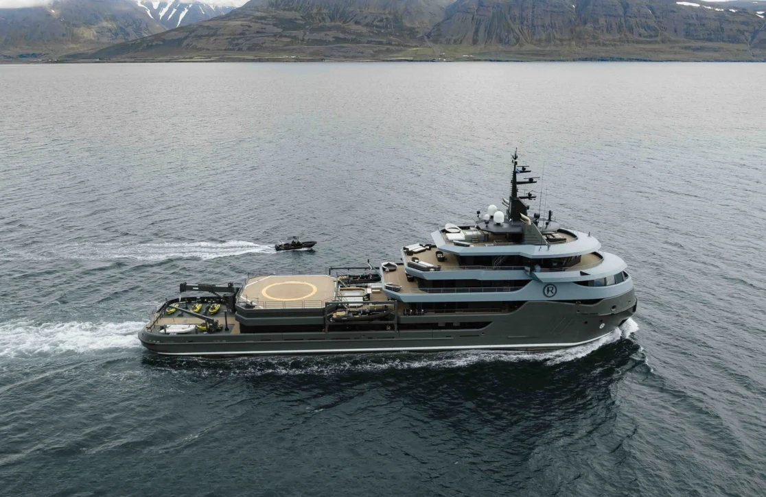 An image of Q yacht