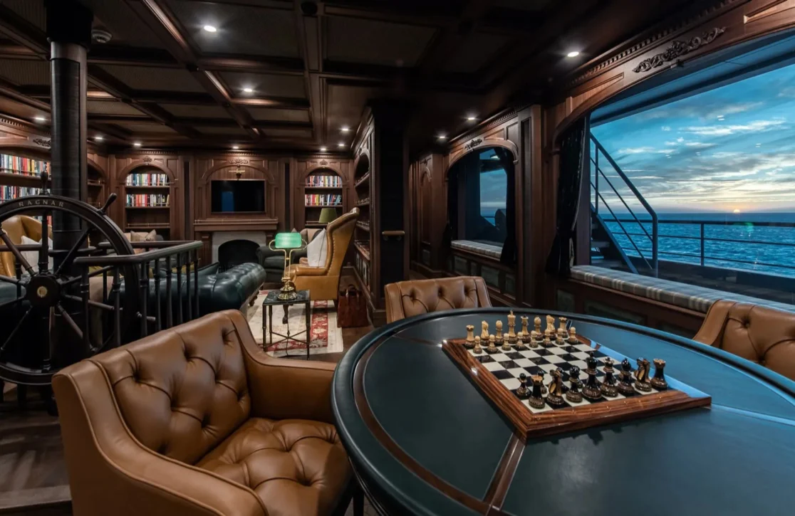 An image of Q yacht