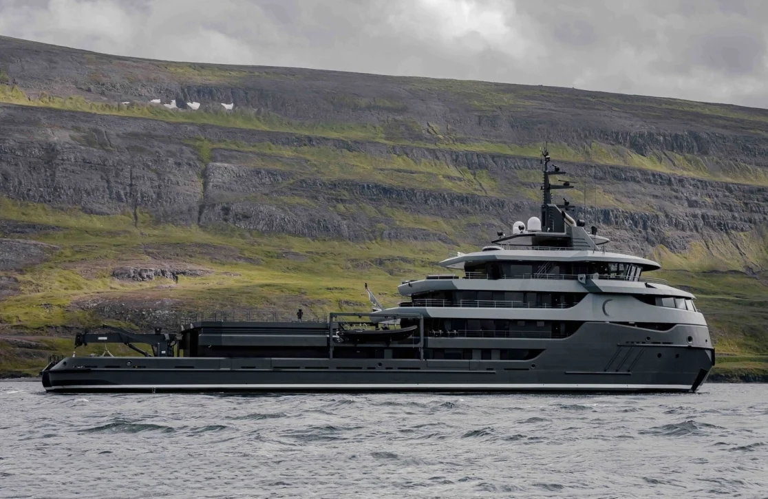 An image of Q yacht