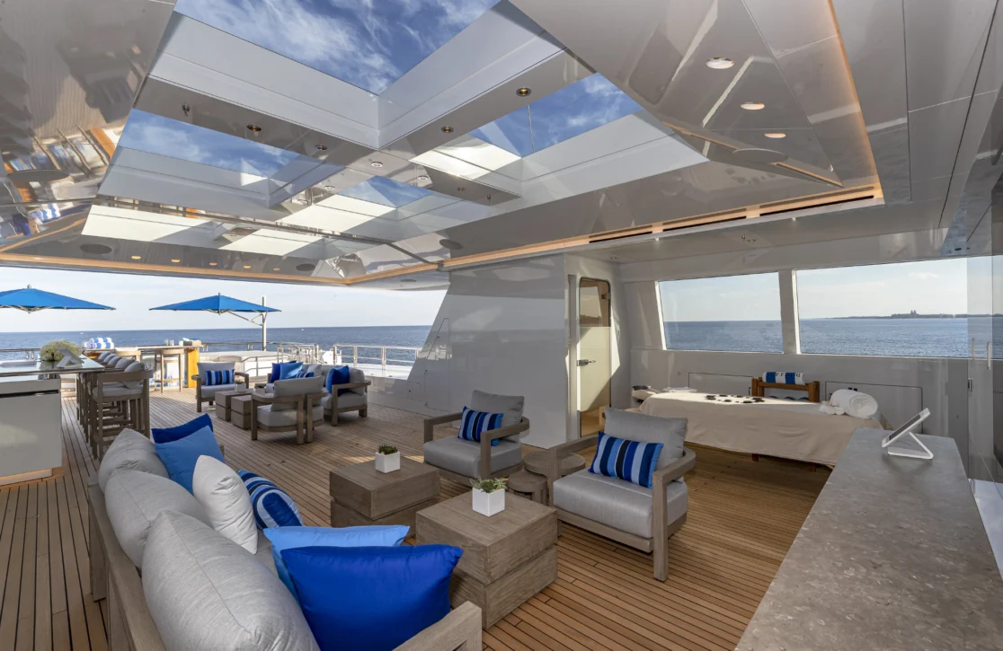 An image of Top Five II yacht
