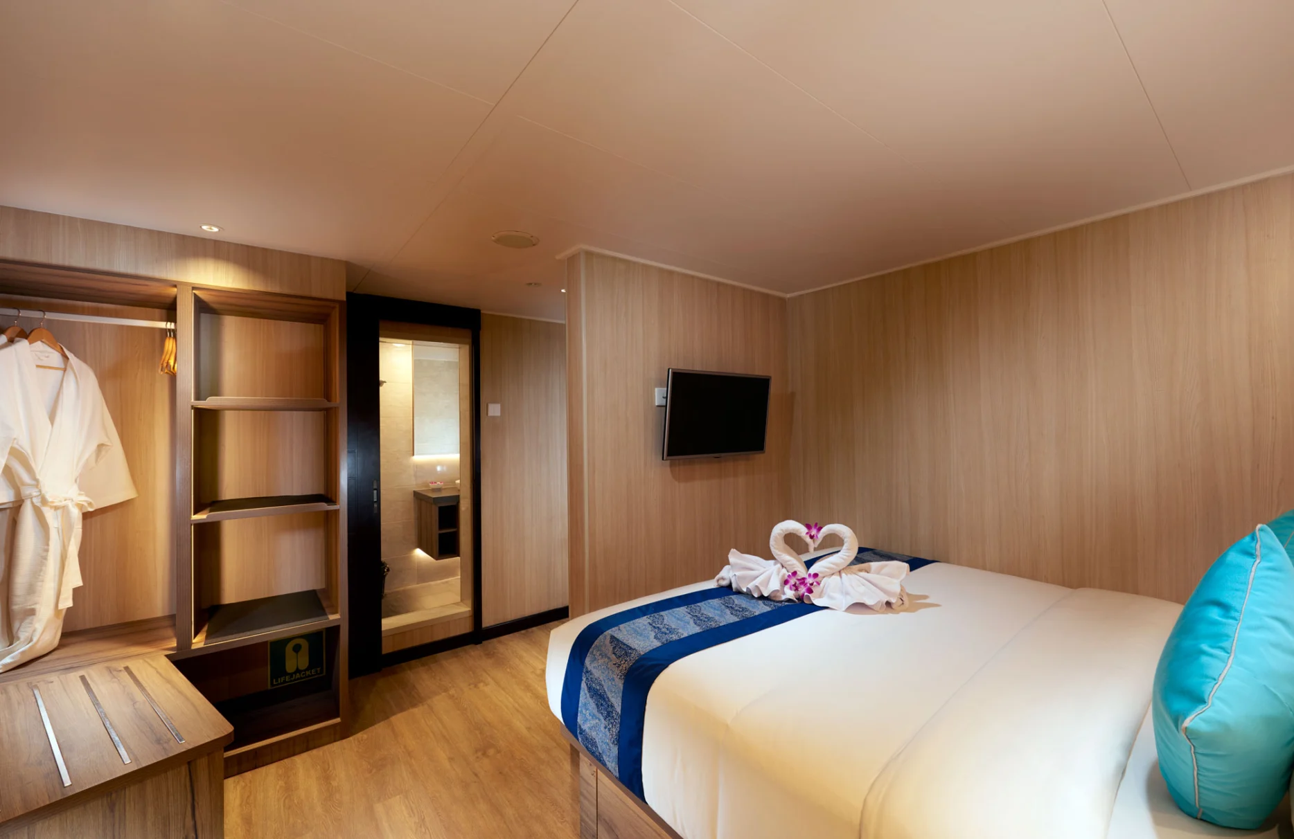 A preview of interior Bedroom cabin