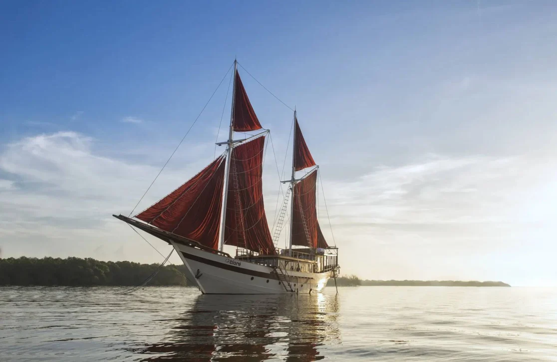 An image of Tiare yacht