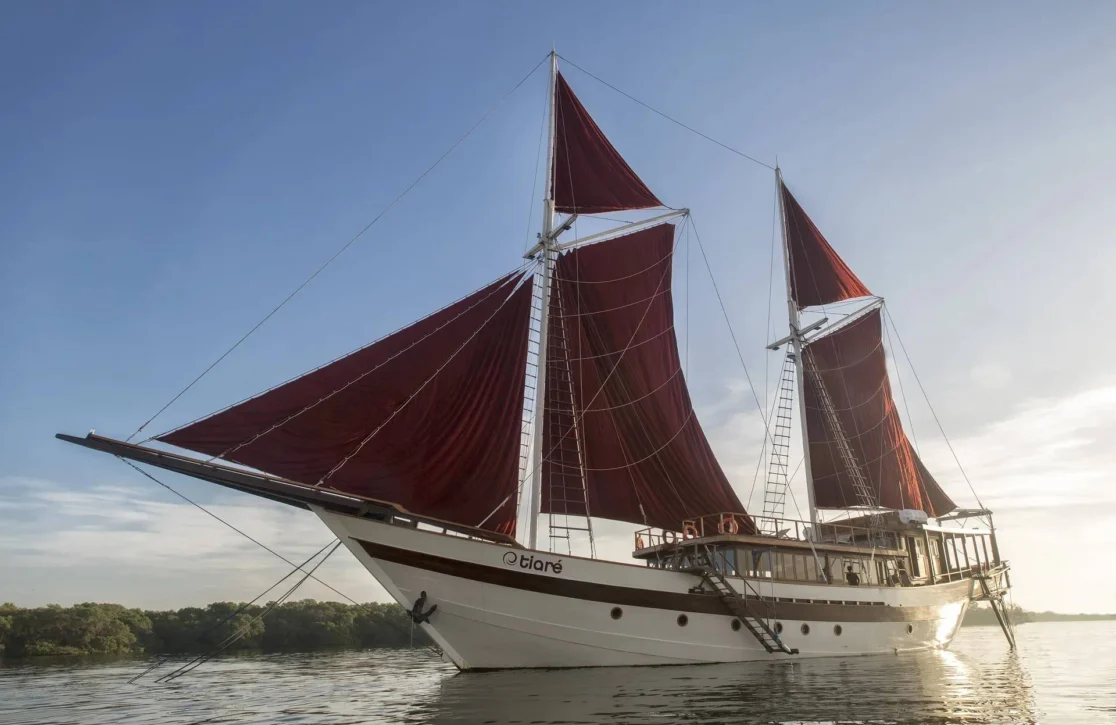 An image of Tiare yacht