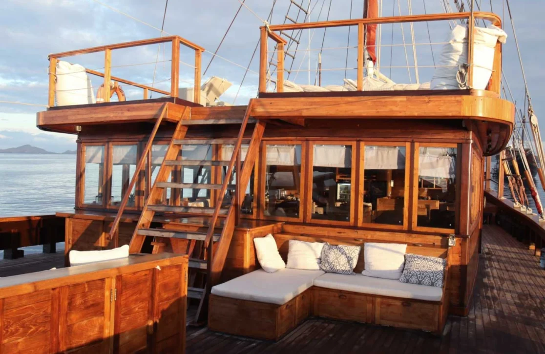 An image of Tiare yacht