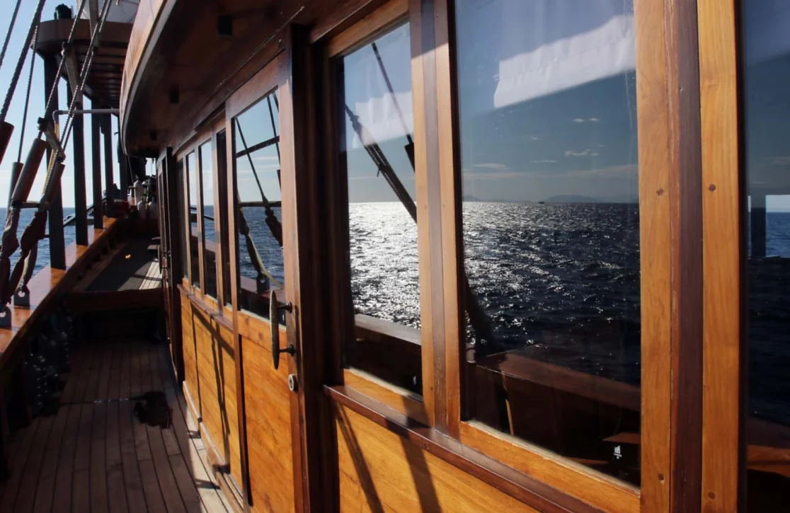 An image of Tiare yacht