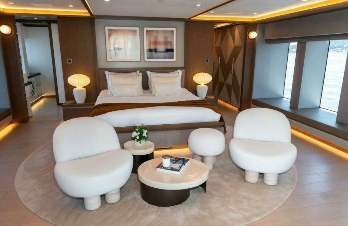 An image of Infinity Nine yacht