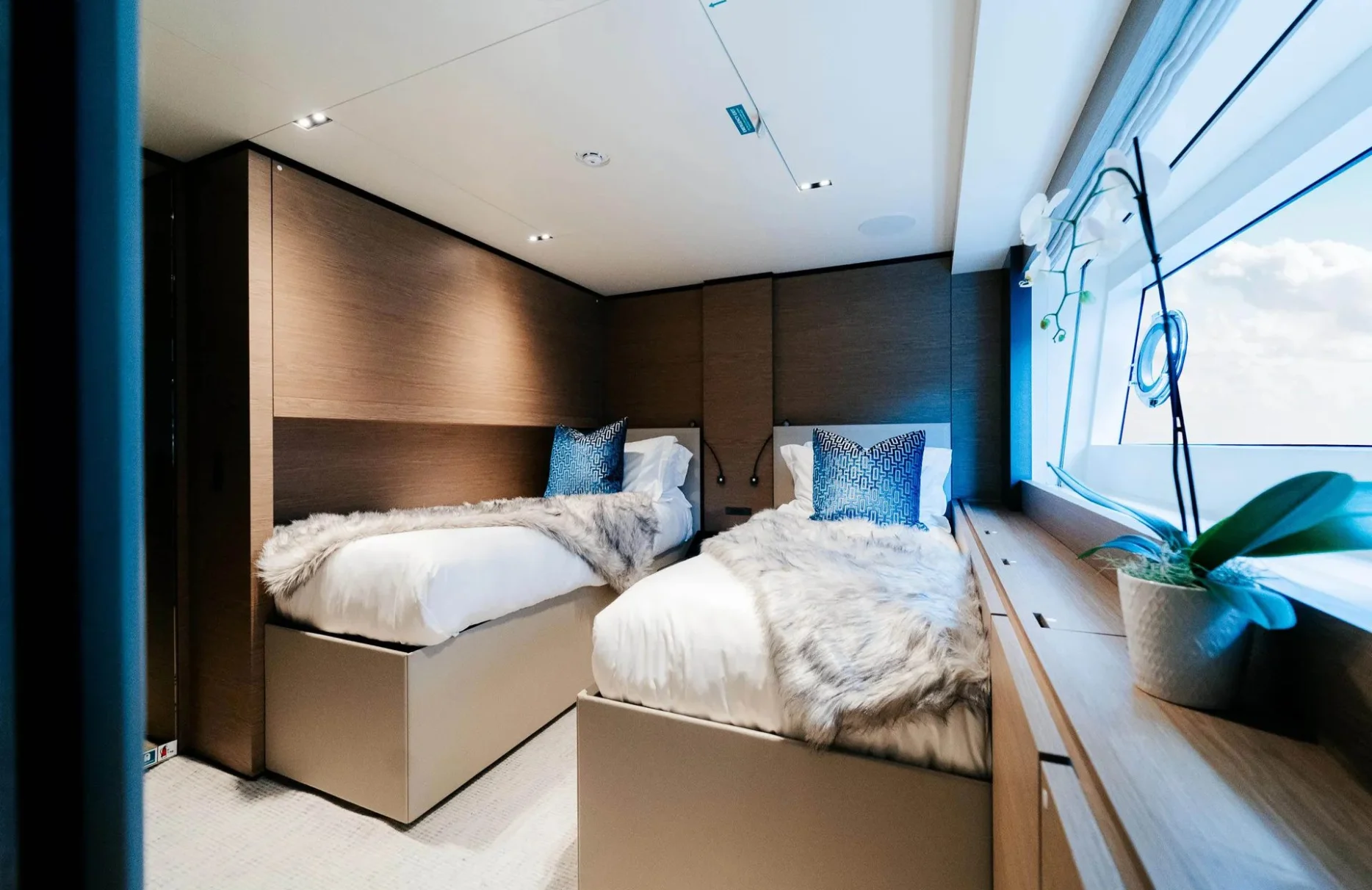 A preview of interior Bedroom cabin