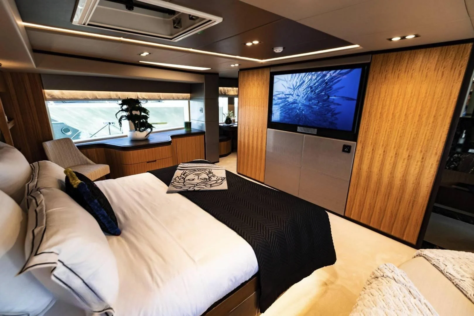 A preview of interior Bedroom cabin