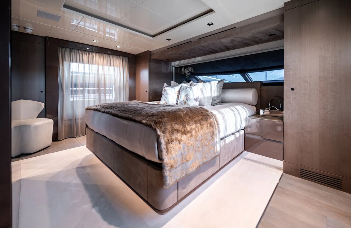 An image of The Palm yacht