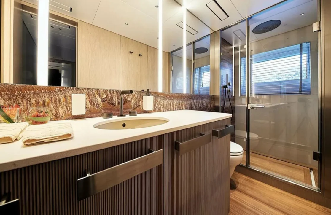 An image of Seagreen yacht