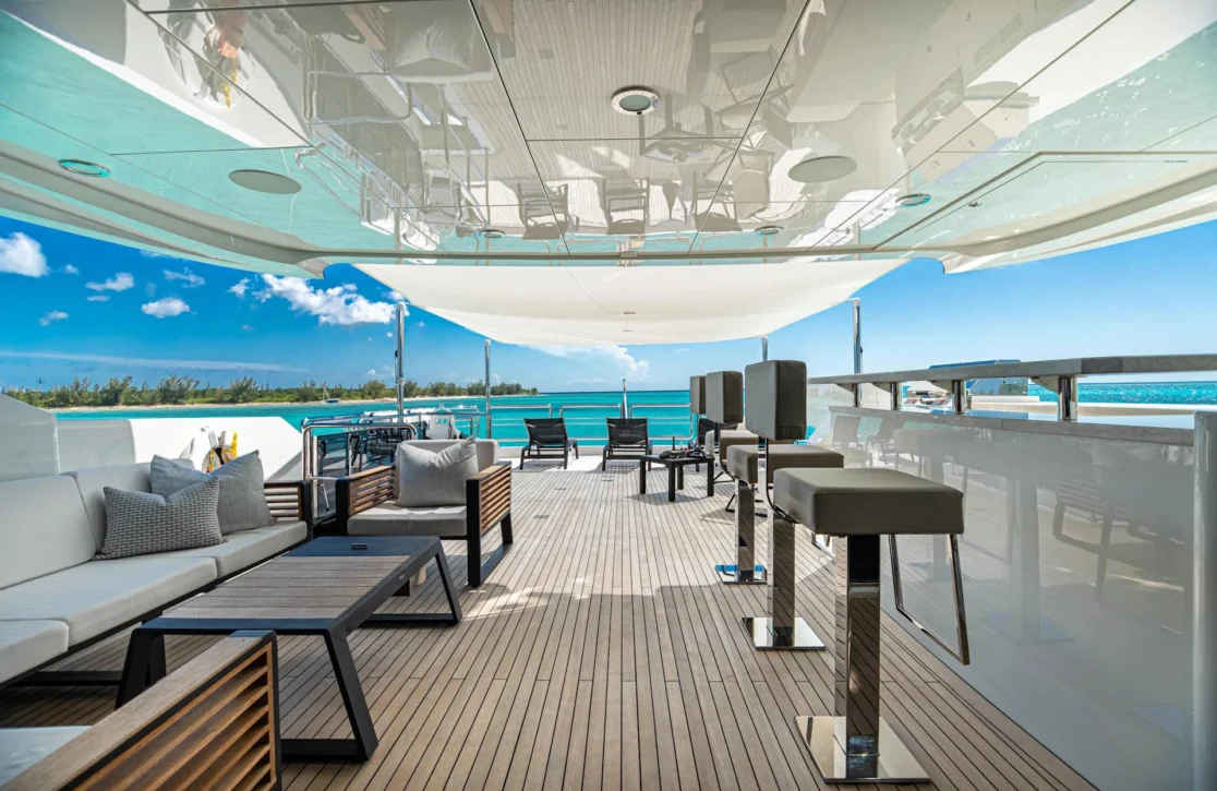 An image of I C yacht