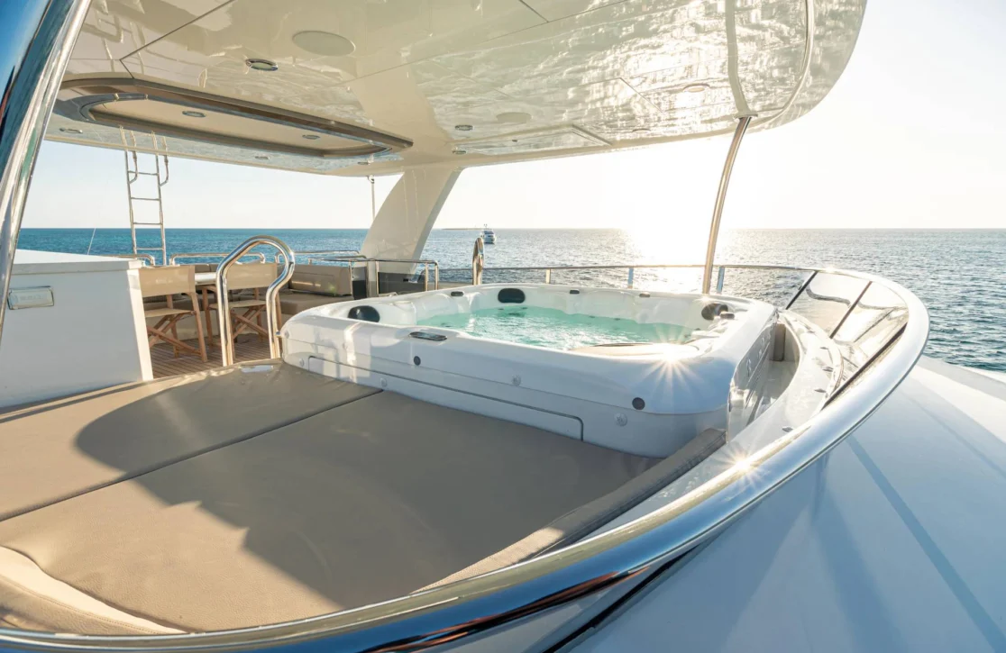 An image of I C yacht