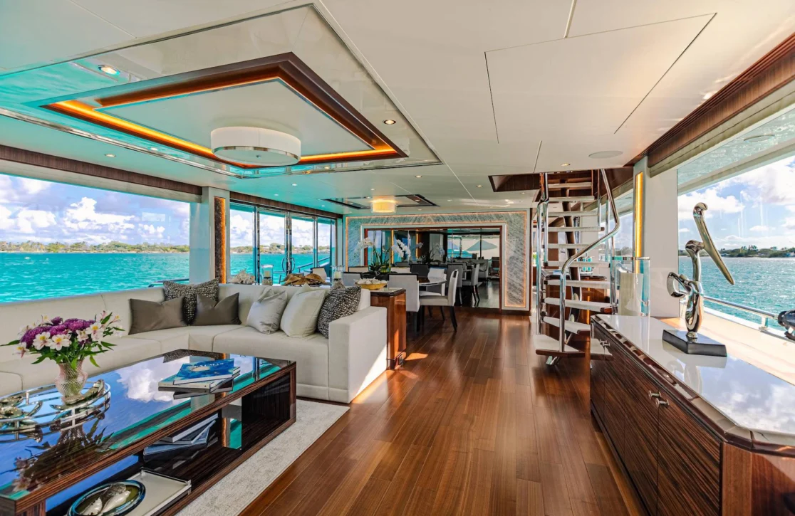 An image of I C yacht