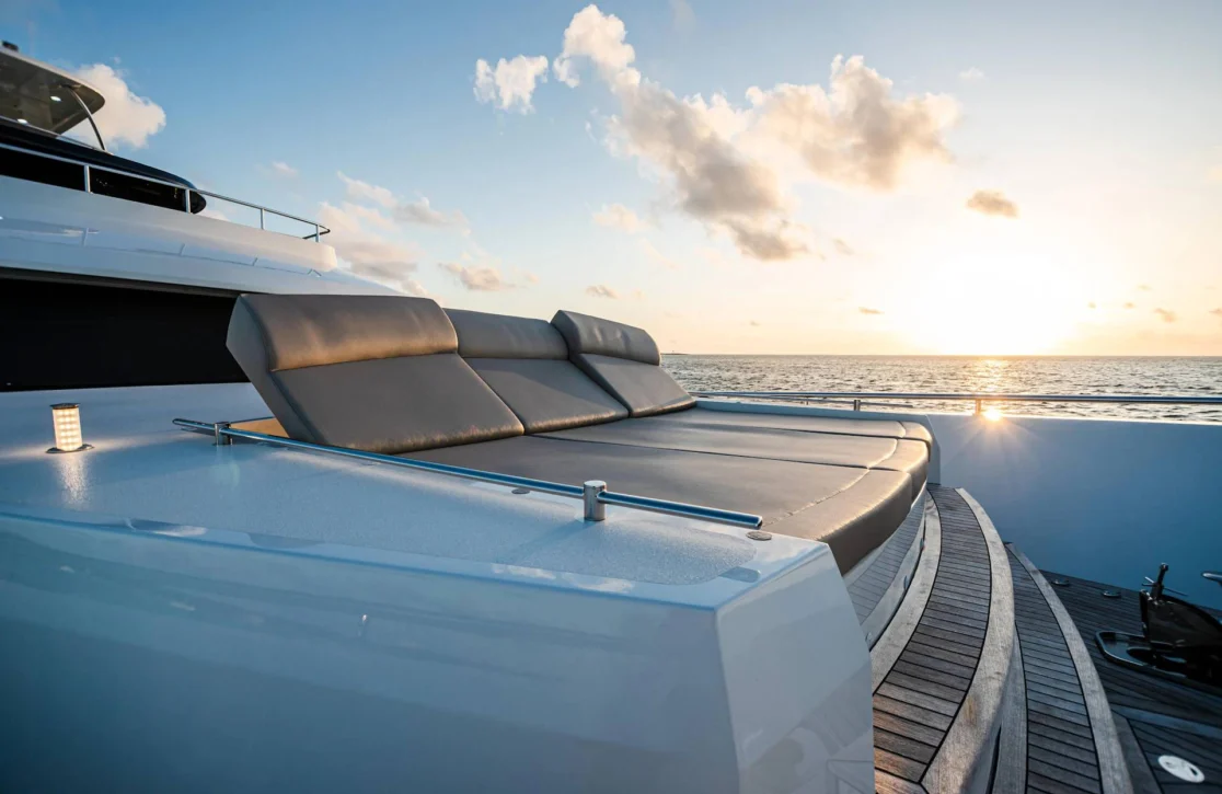 An image of I C yacht