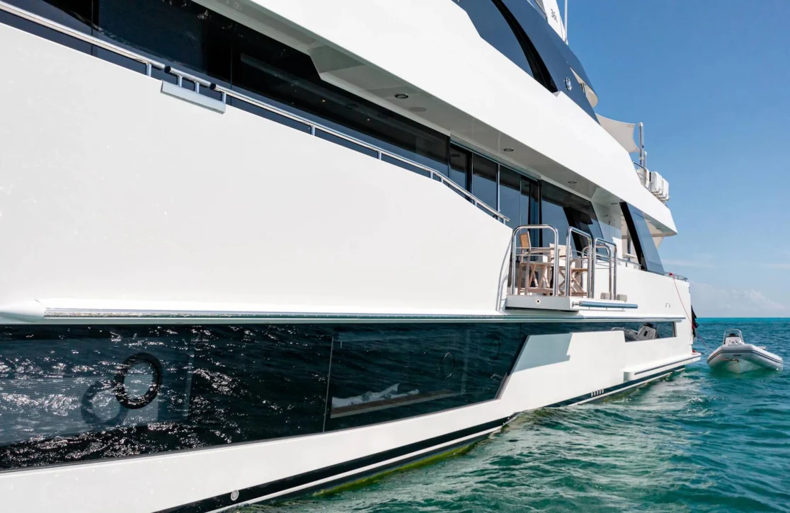An image of I C yacht