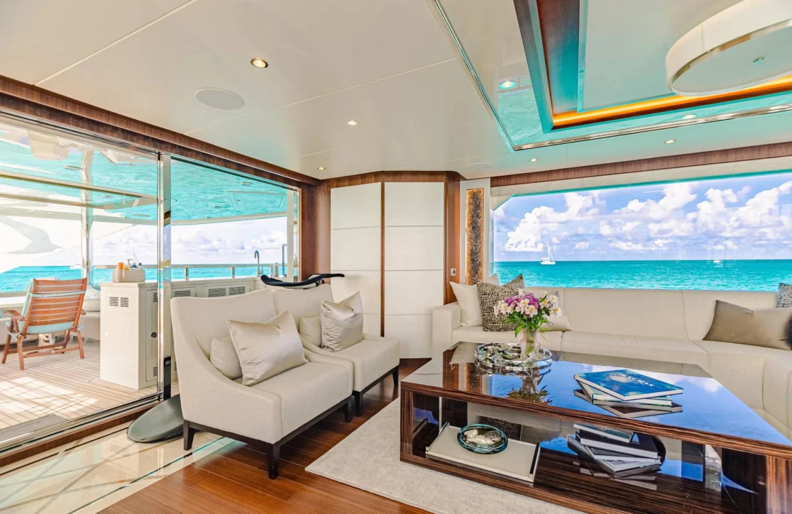 An image of I C yacht
