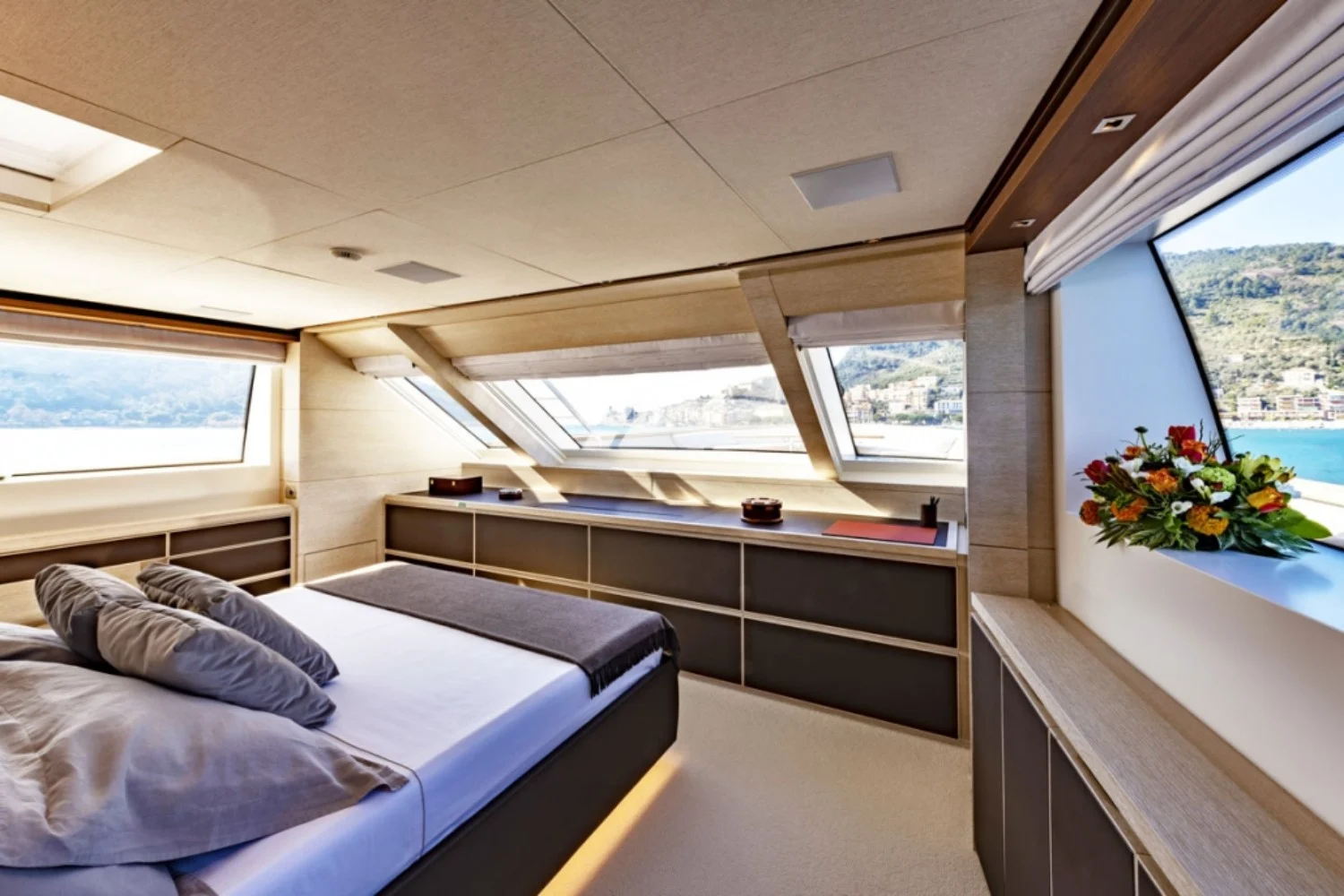 A preview of interior Bedroom cabin