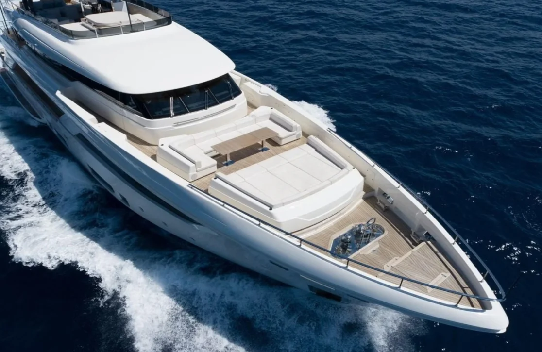 An image of Eros yacht