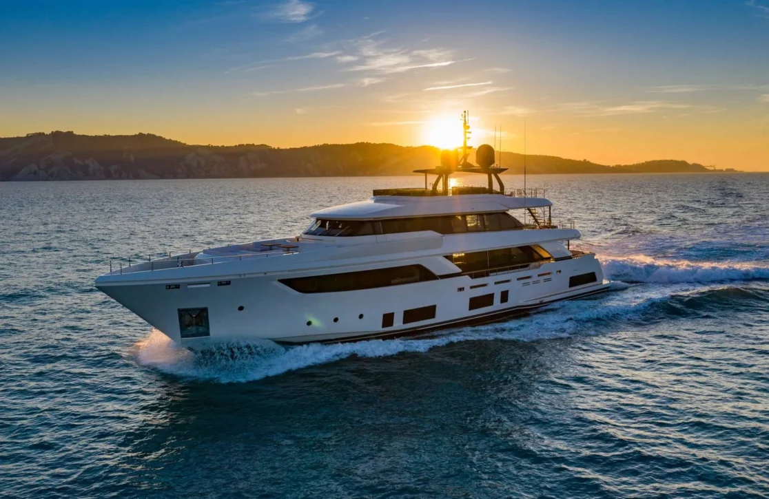 An image of Eros yacht