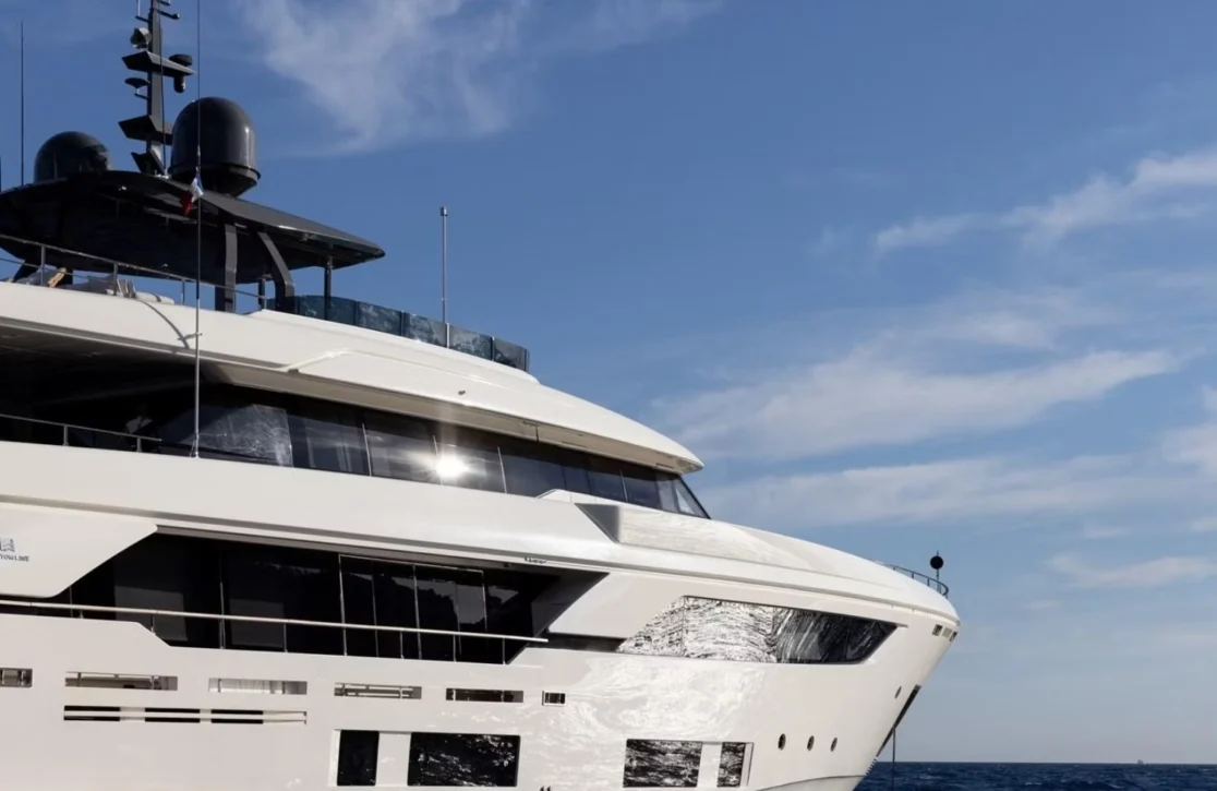 An image of Eros yacht