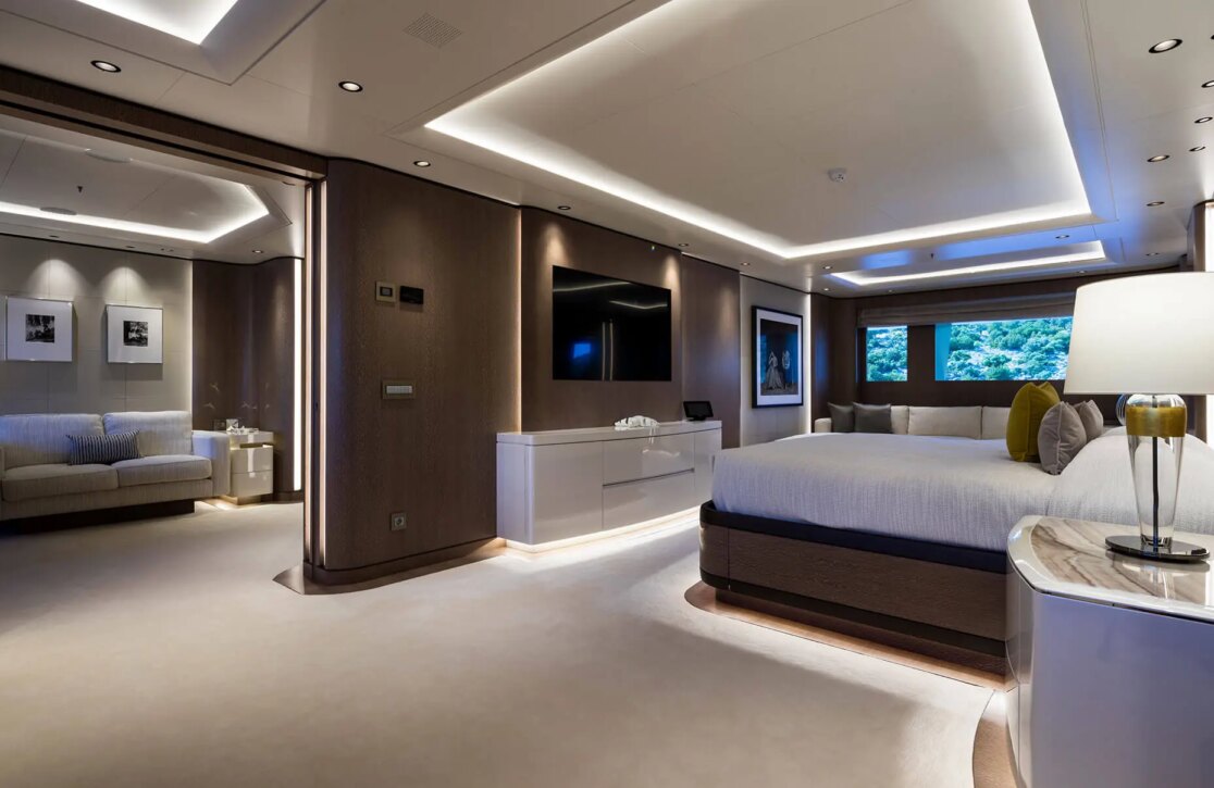 An image of O’pari yacht