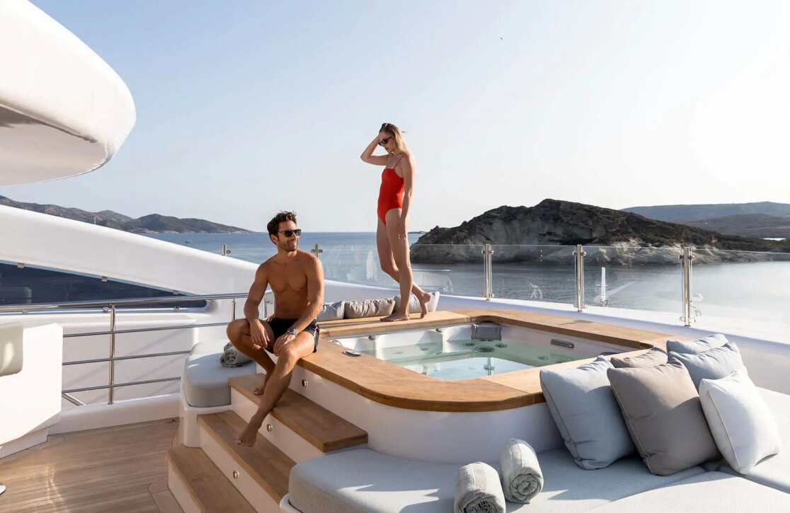 An image of O’pari yacht