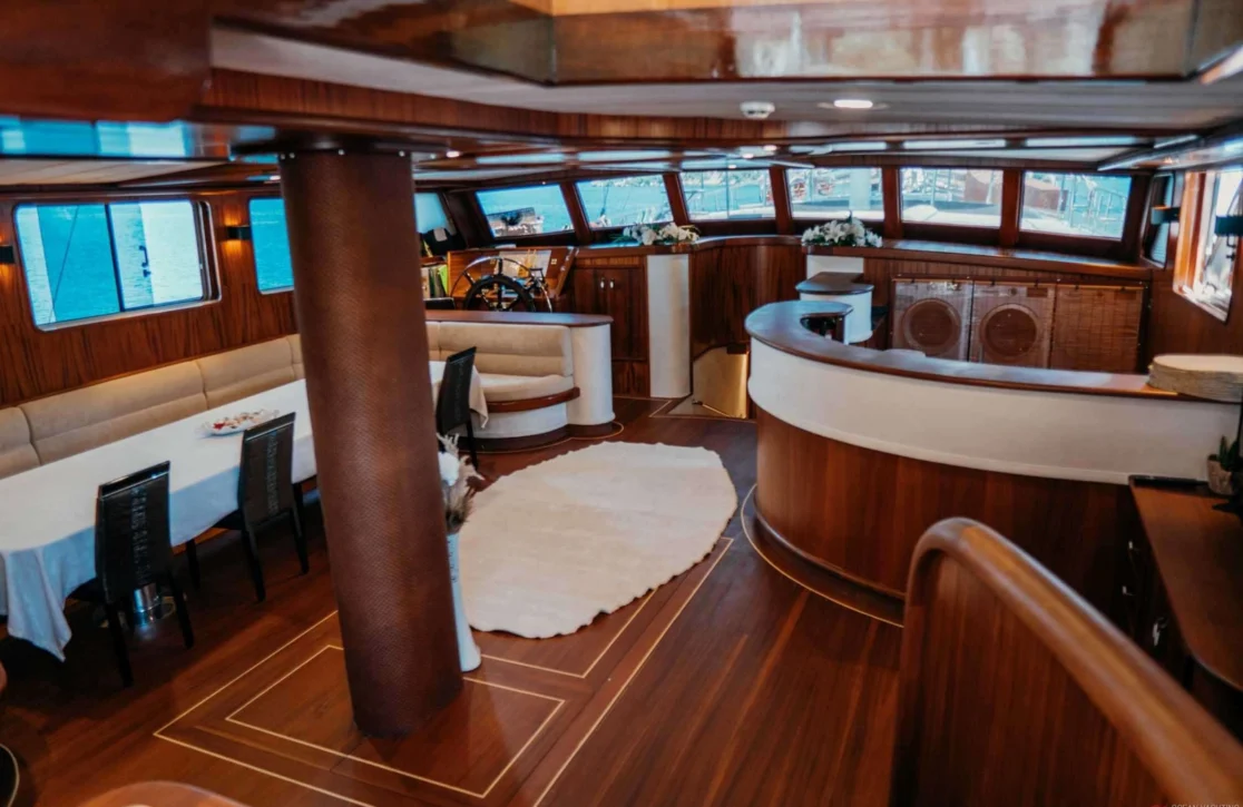 An image of Nevra Queen yacht