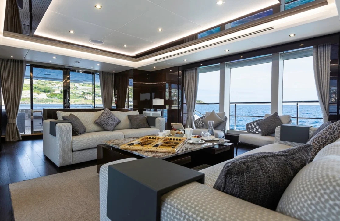 An image of Legende yacht