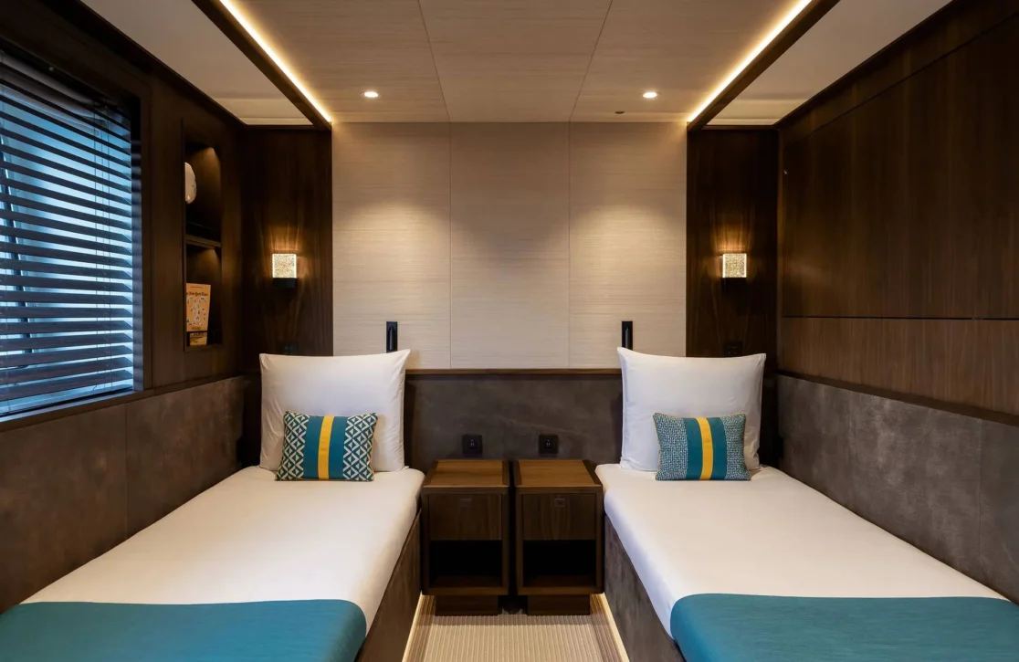 An image of Mana I yacht