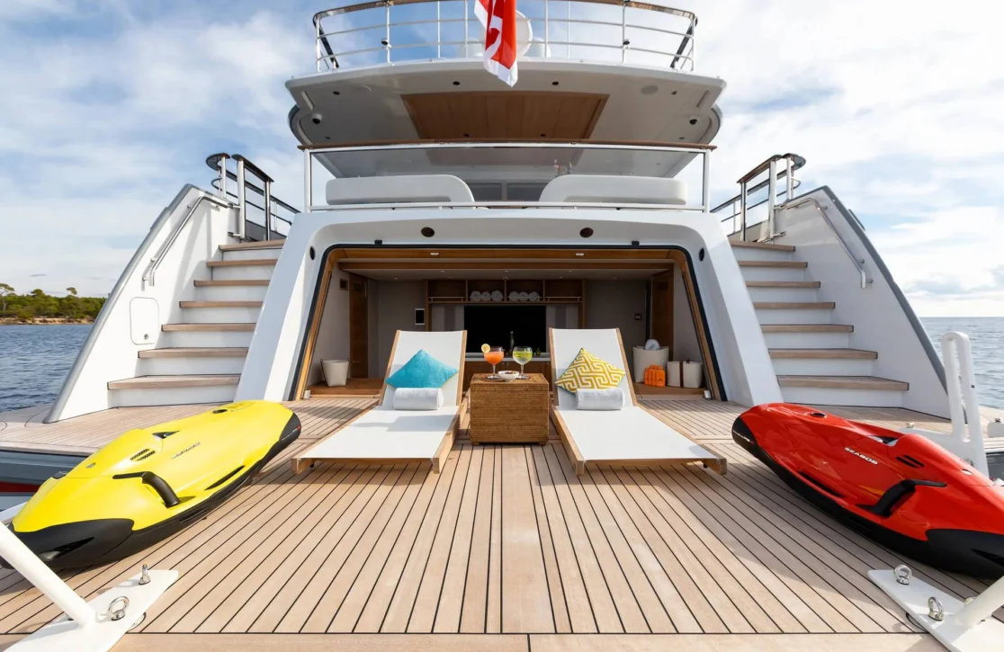 An image of Mana I yacht