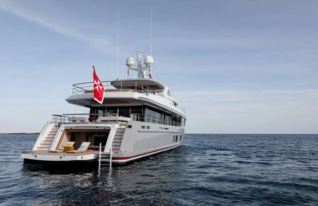 An image of Mana I yacht