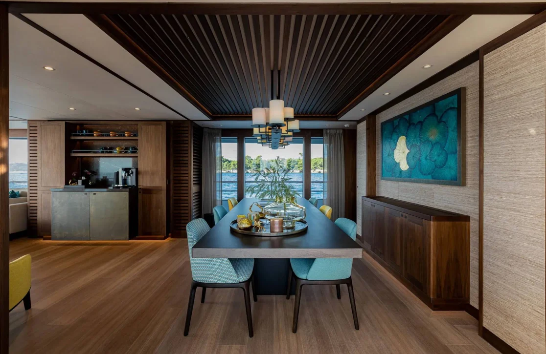 An image of Mana I yacht