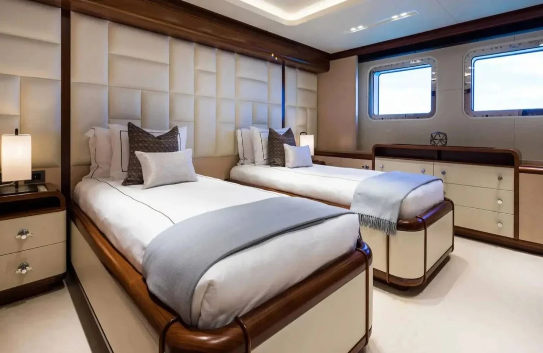 An image of Calex yacht