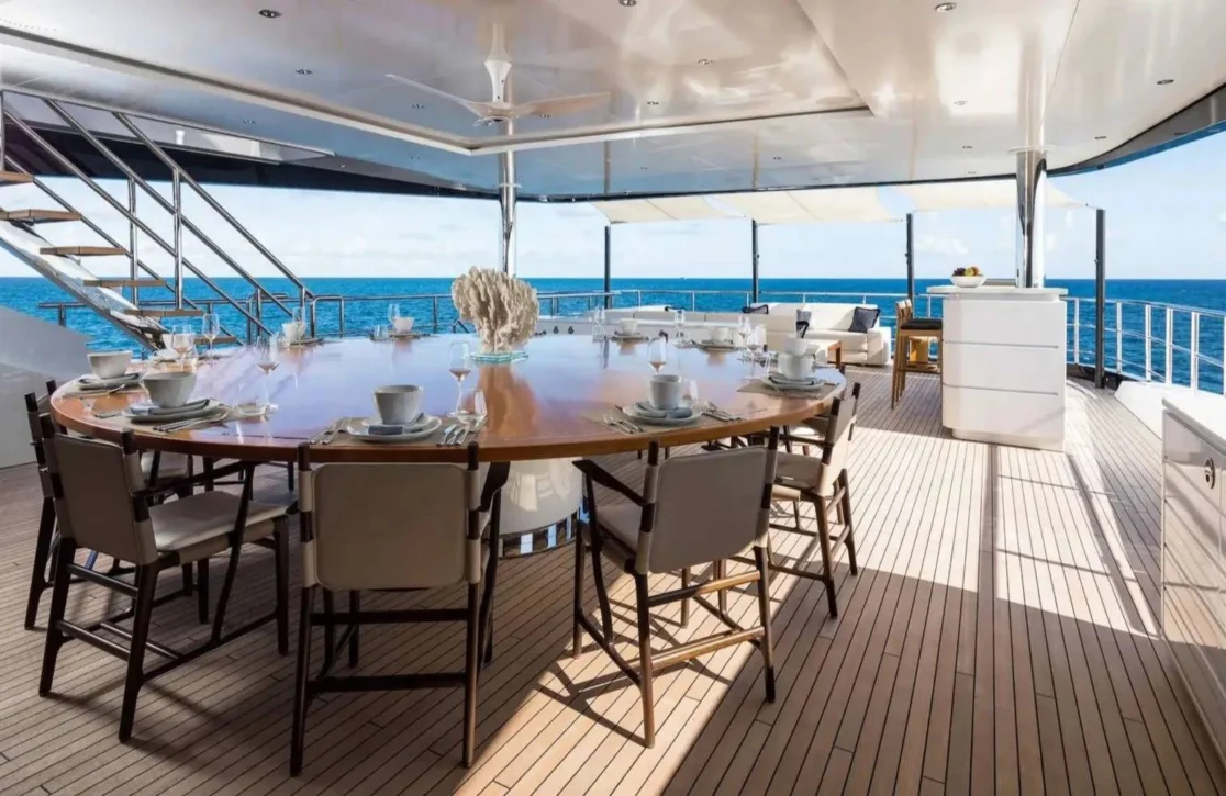 An image of Calex yacht