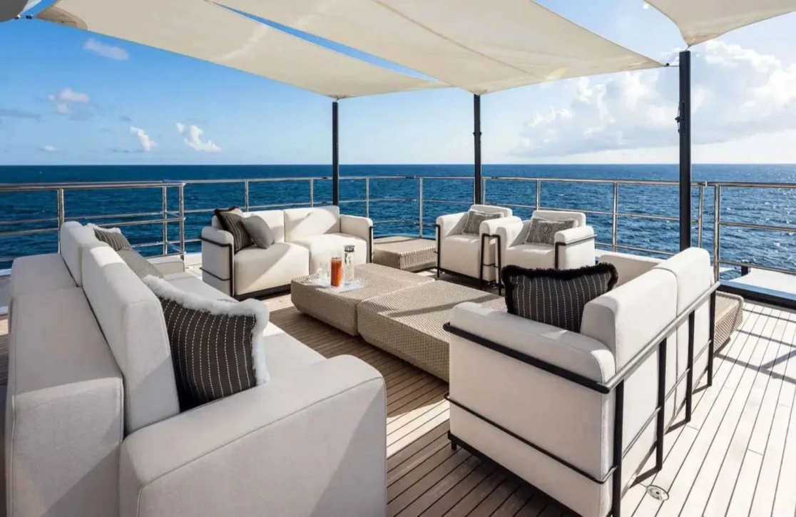 An image of Calex yacht