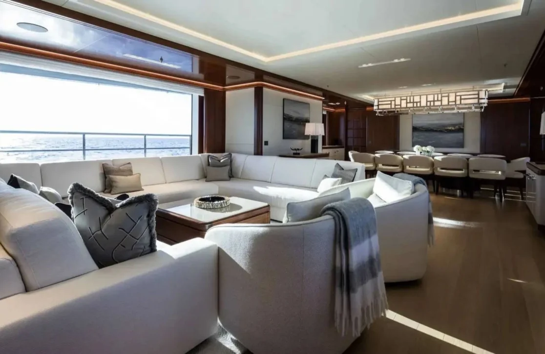 An image of Calex yacht