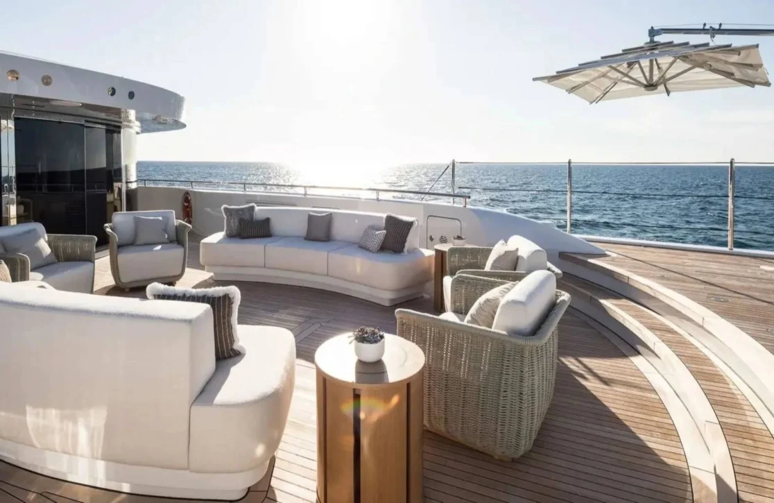 An image of Calex yacht