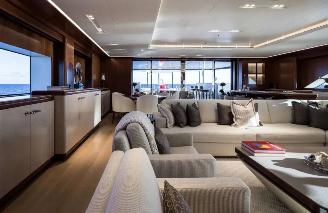 An image of Calex yacht