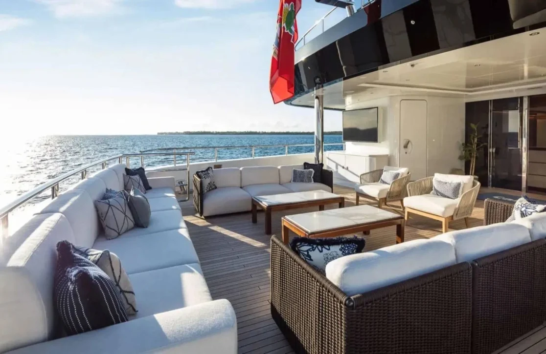 An image of Calex yacht